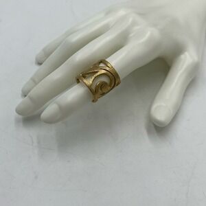 Andara Wide Band Brushed Textured Gold Tone Wide band ring Sz 6-6.5